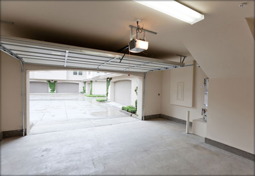 Universal Garage Door Repair in Pasadena, CA