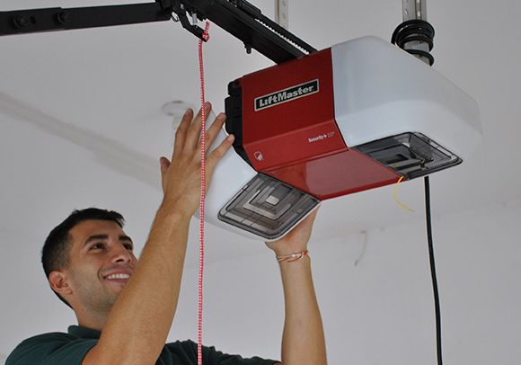 Master Garage Door Repair in Pasadena, CA