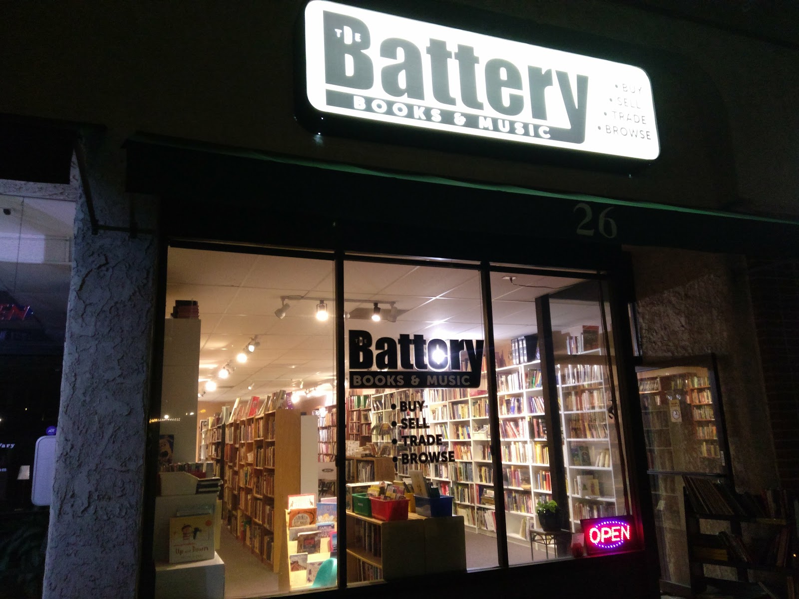 The Battery Books & Music in Pasadena, CA