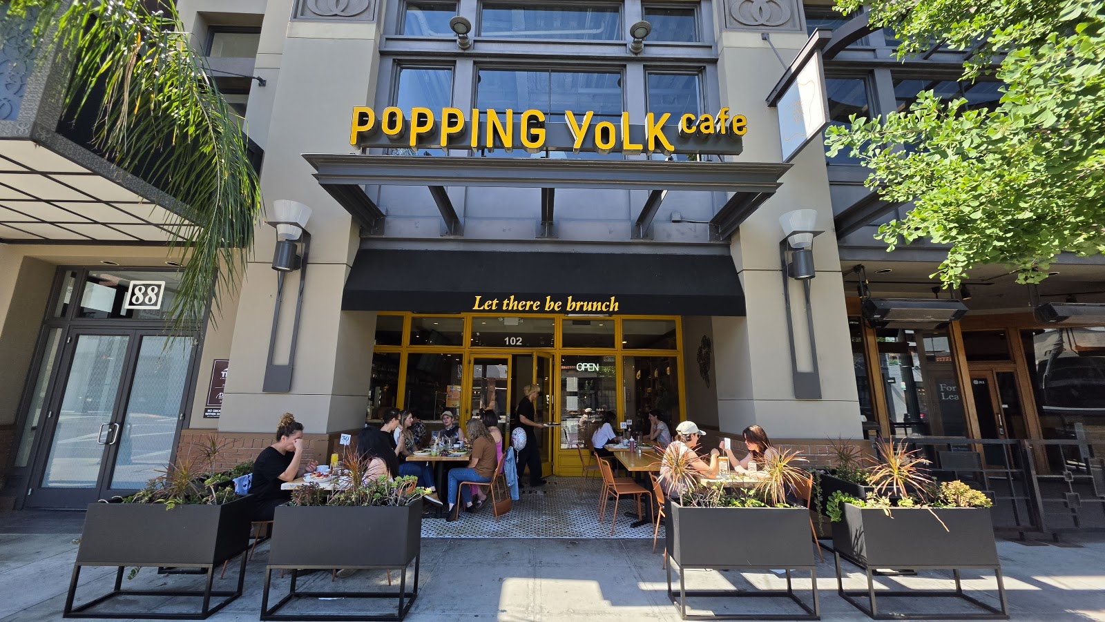Popping Yolk Cafe in Pasadena, CA