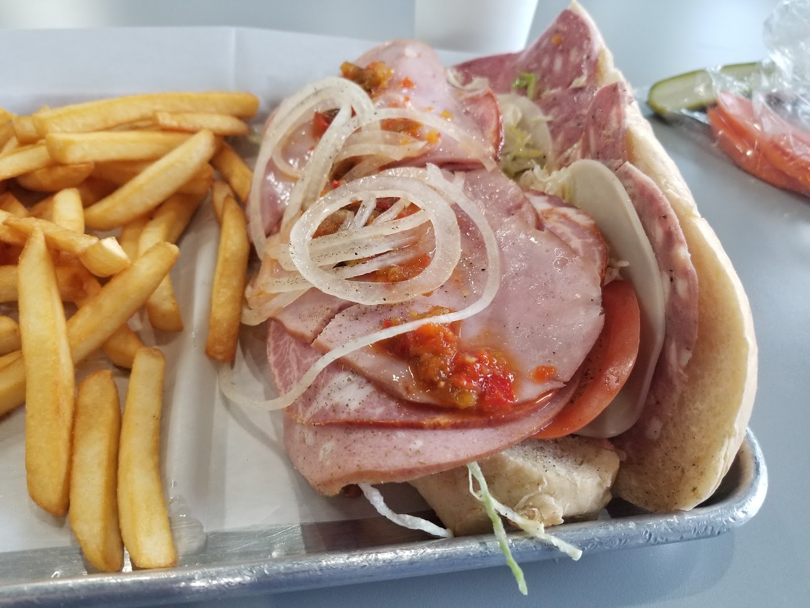 Lee's Hoagie House in Pasadena, CA