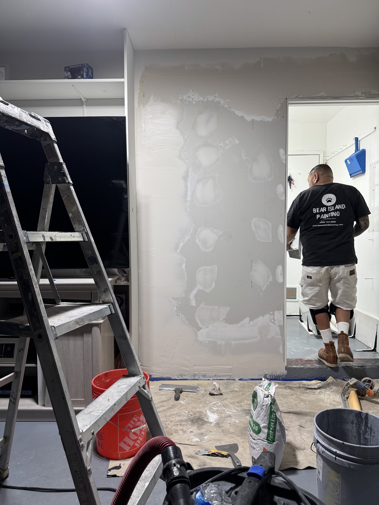 Bear Island Painting in Pasadena, CA
