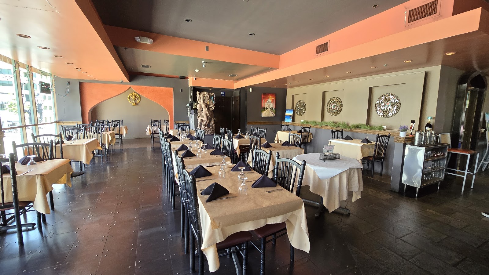 New Delhi Palace in Pasadena, CA