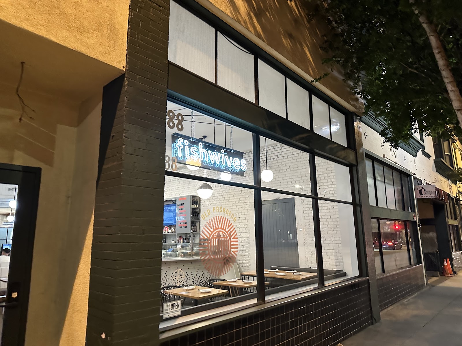 Fishwives in Pasadena, CA