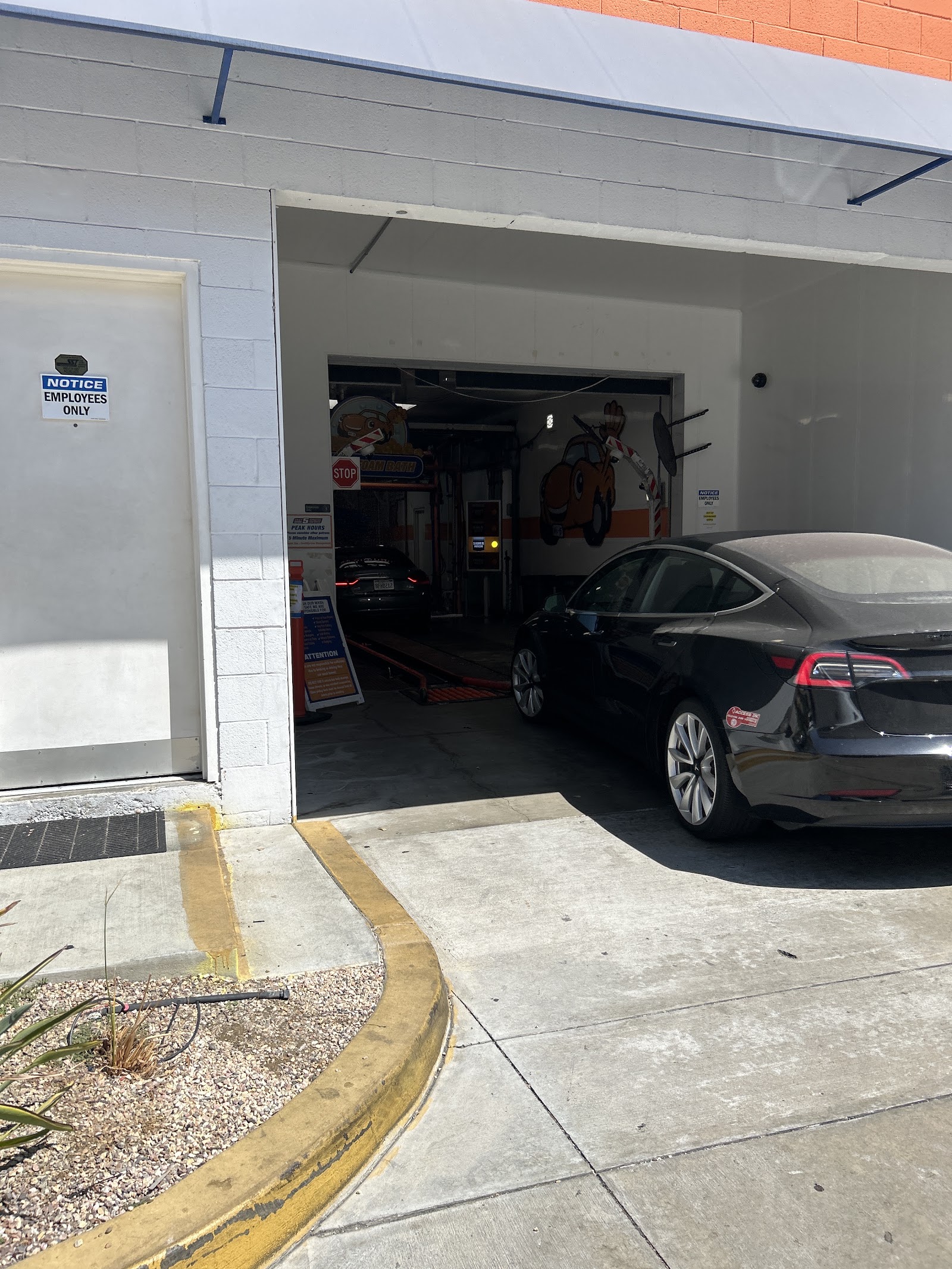 Fast5Xpress Car Wash Pasadena in Pasadena, CA