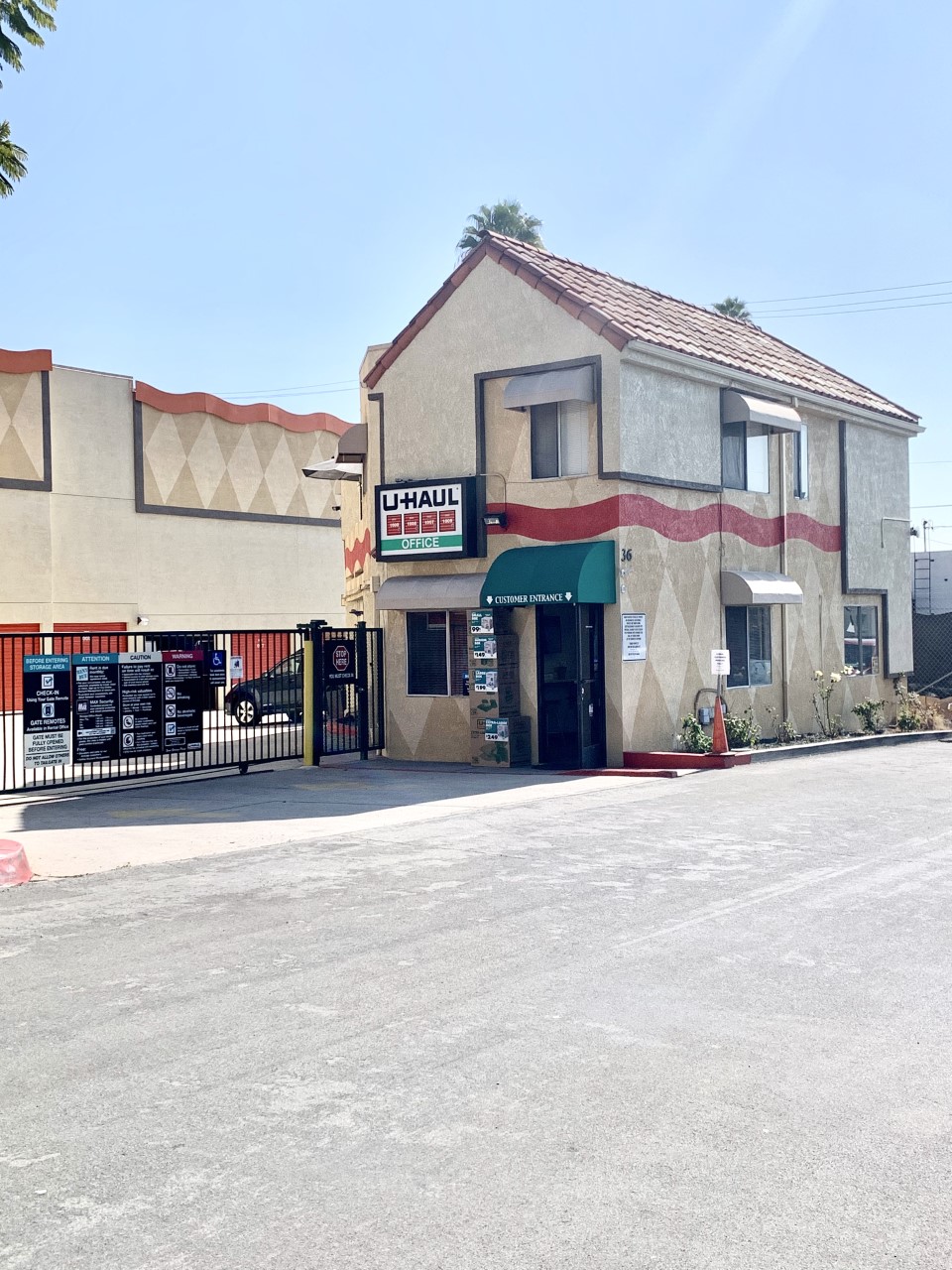 U-Haul Moving & Storage of East Pasadena in Pasadena, CA