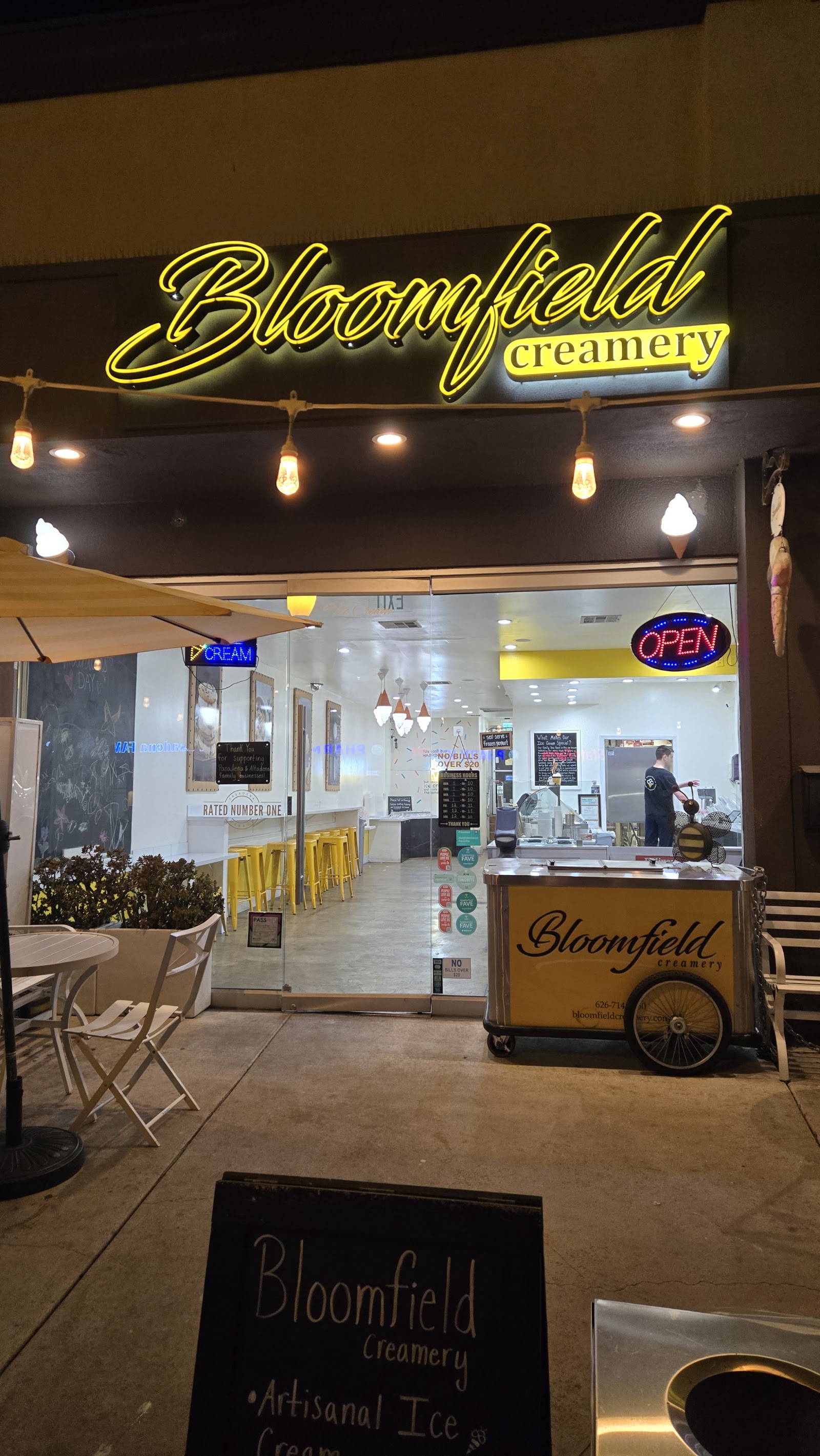 Bloomfield Creamery in Pasadena, CA