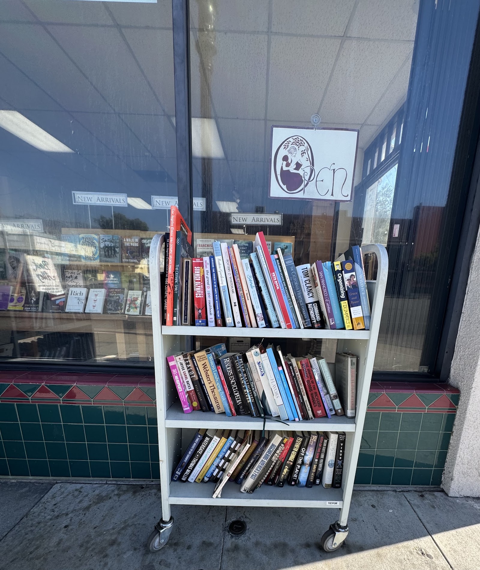 Book Alley in Pasadena, CA
