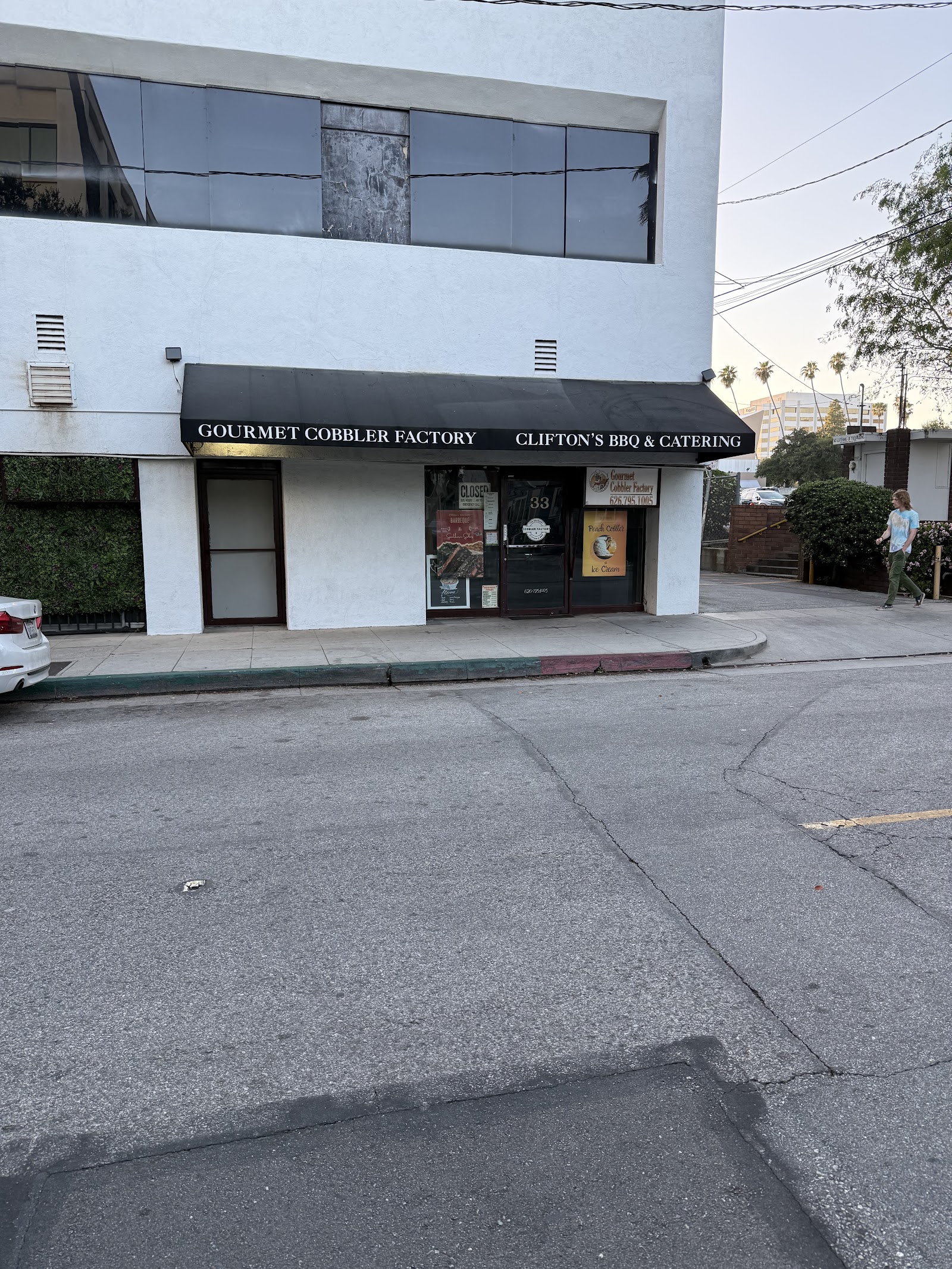 Clifton's Gourmet BBQ in Pasadena, CA