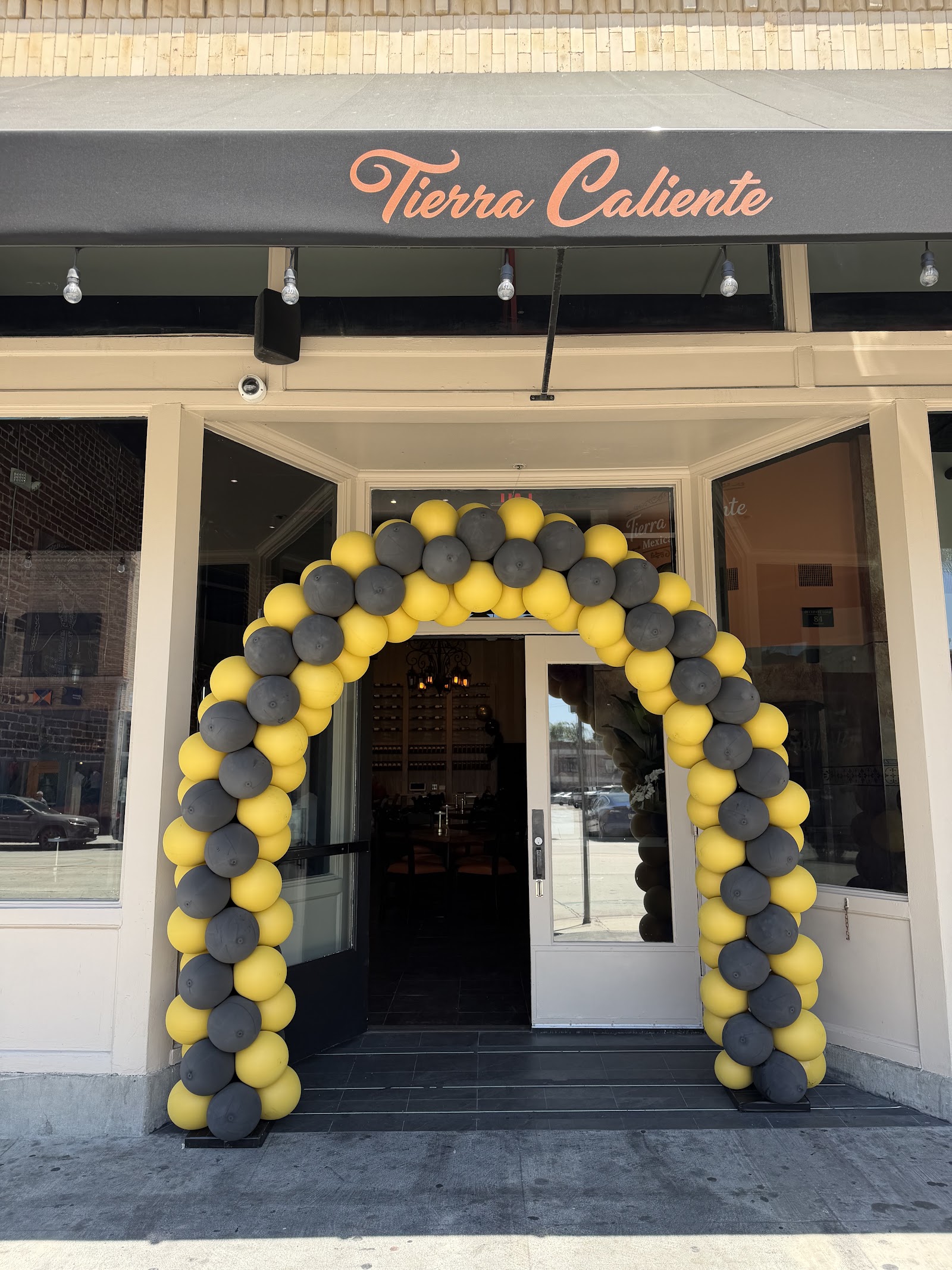 Tierra Caliente Mexican Cuisine in Pasadena, CA