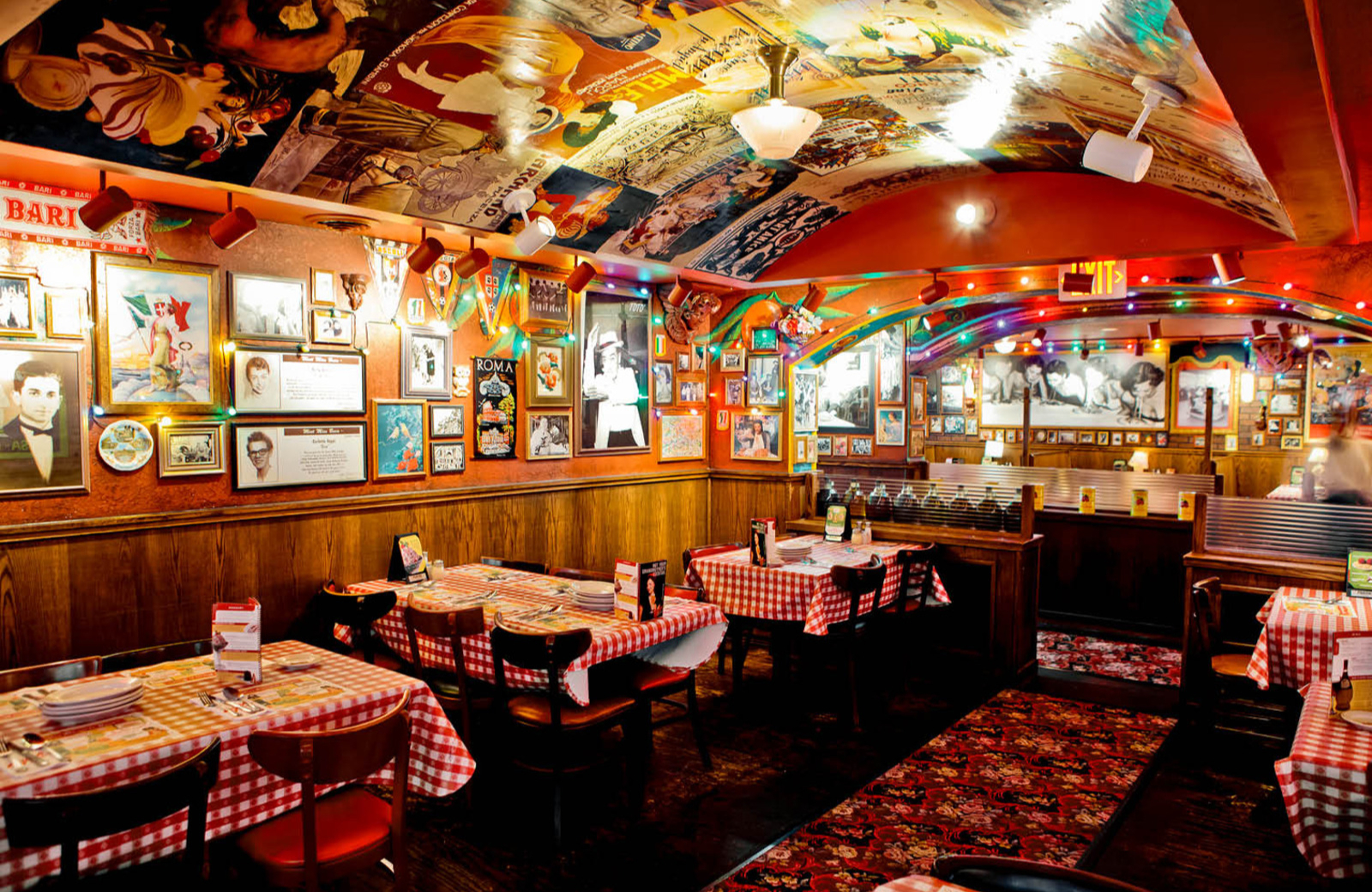 Buca di Beppo Italian Restaurant in Pasadena, CA