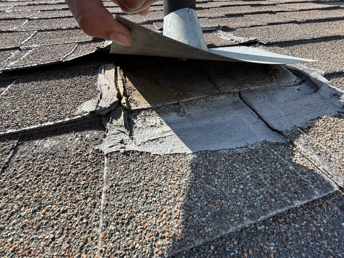 Green Ladder Roofing and Waterproofing in Pasadena, CA
