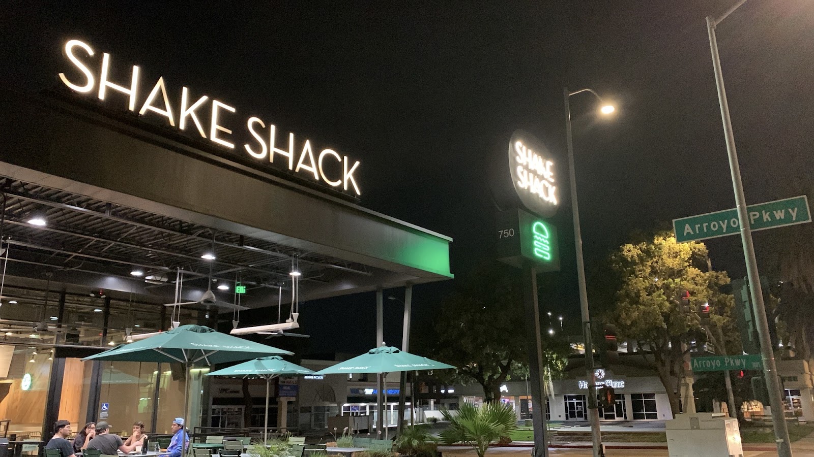 Shake Shack Pasadena in Pasadena, CA