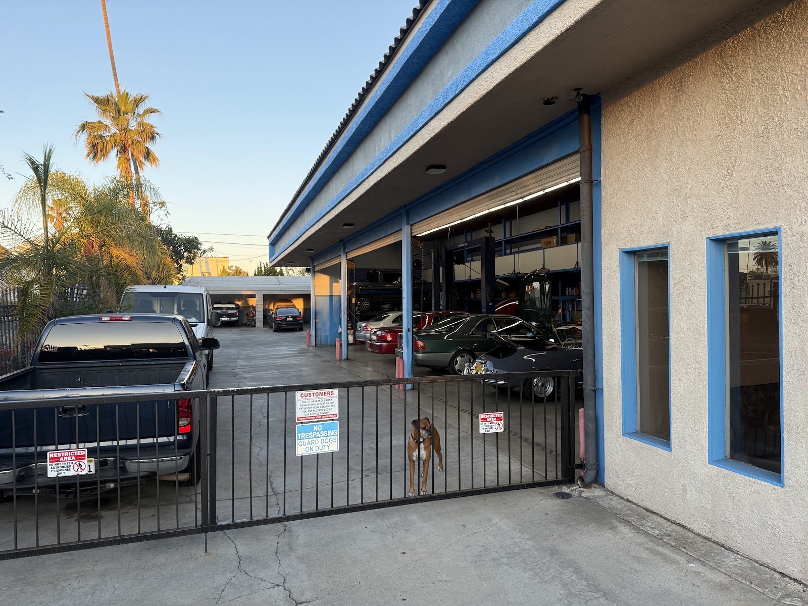 Pasadena Commercial GargeDoor's Repair in Pasadena, CA