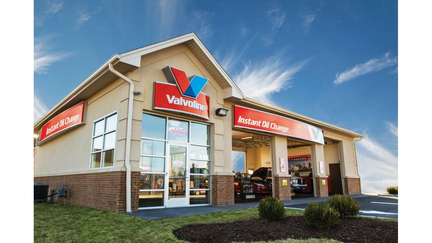 Valvoline Instant Oil Change in Pasadena, CA