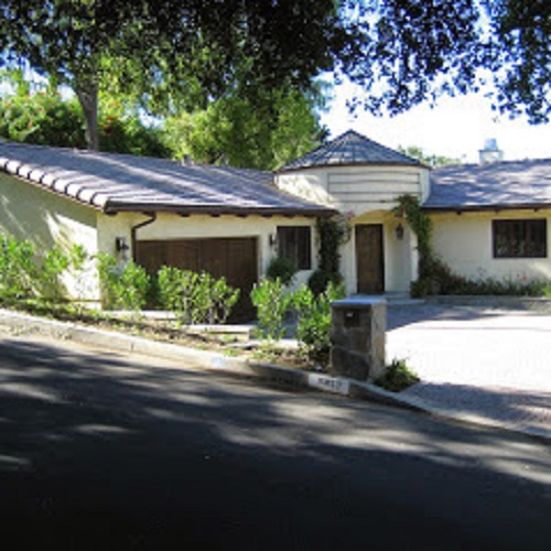 J & J Roofing in Pasadena, CA