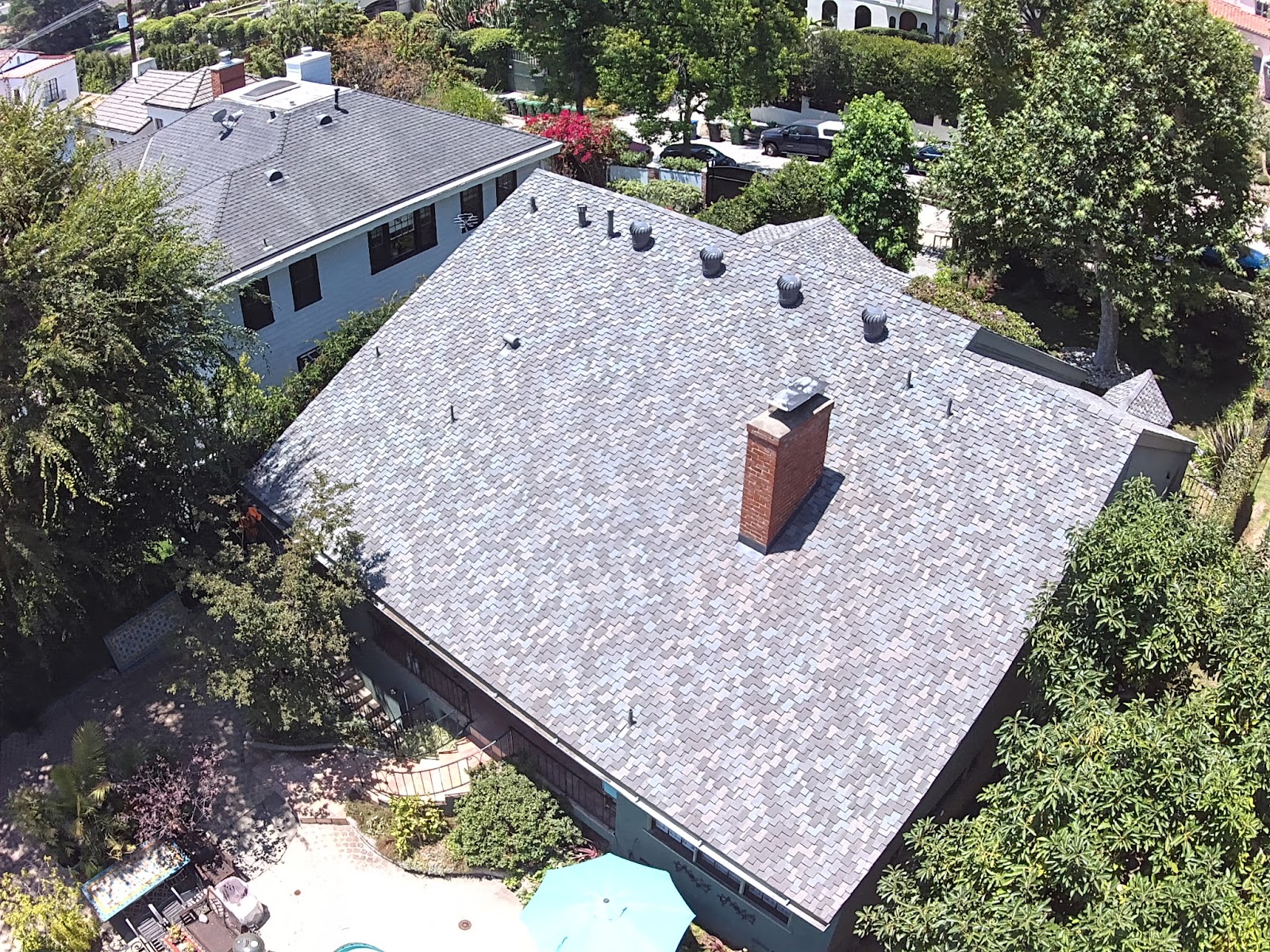 J & J Roofing in Pasadena, CA