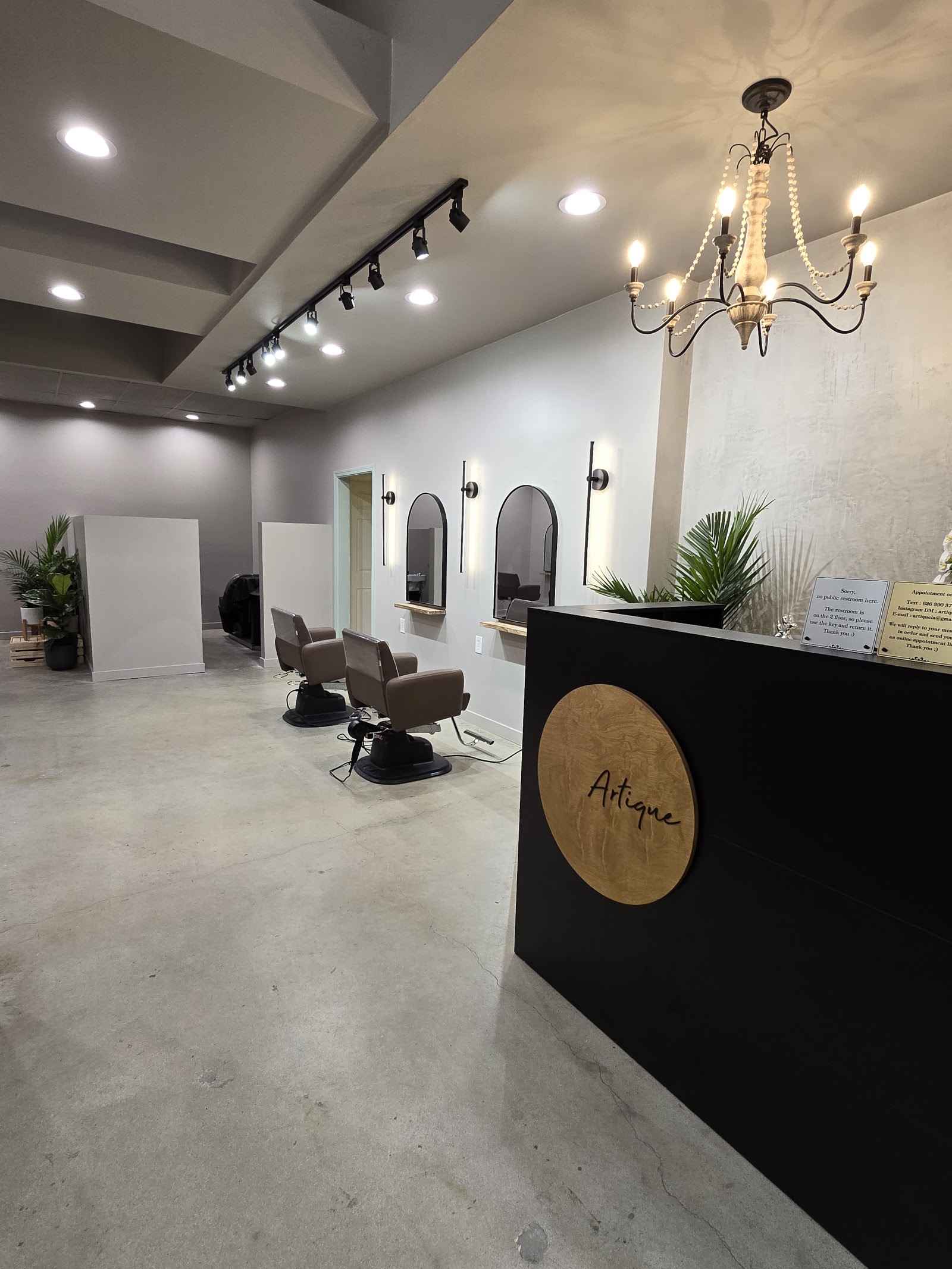 Artique Hair Studio in Pasadena, CA