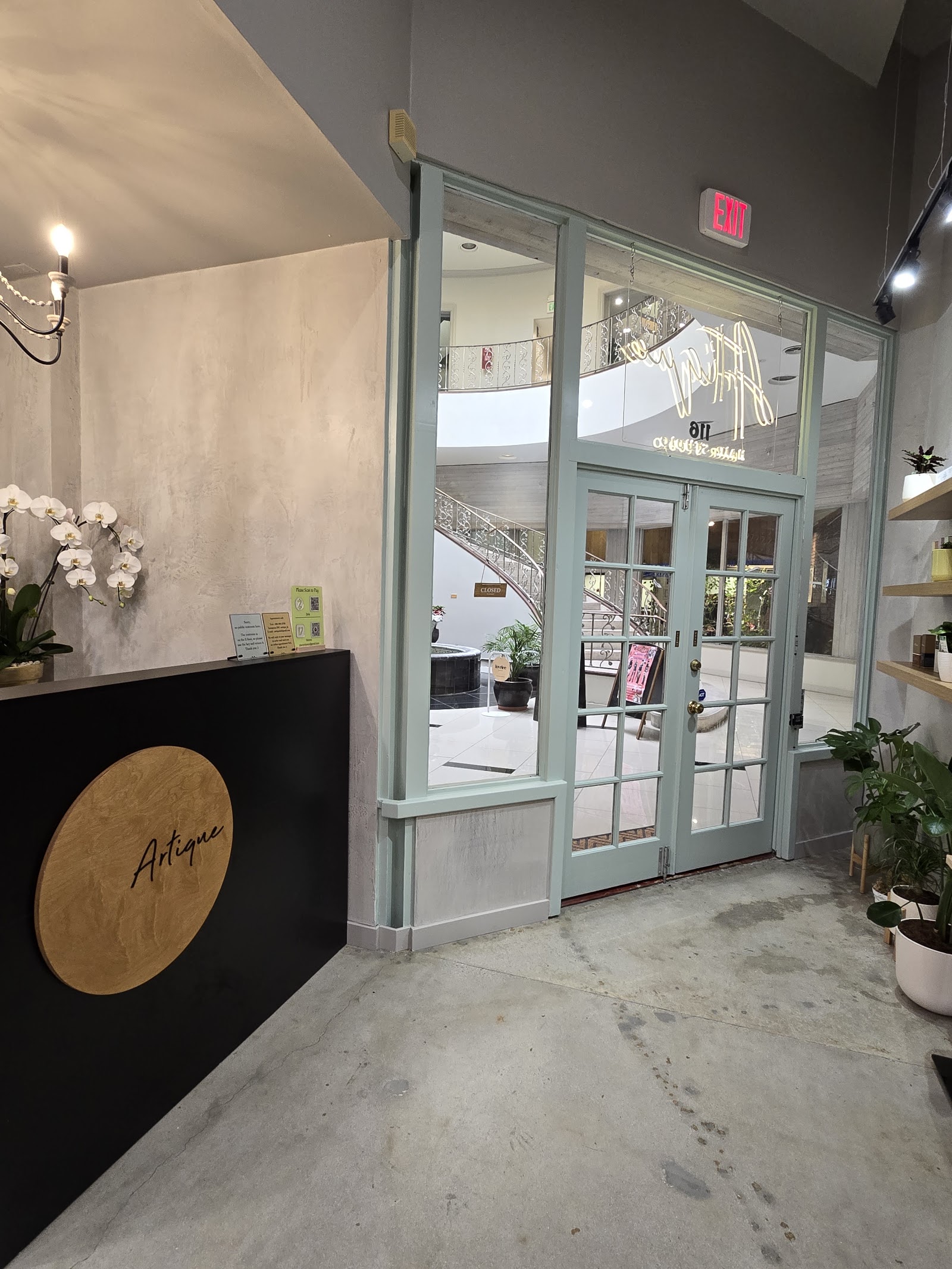Artique Hair Studio in Pasadena, CA