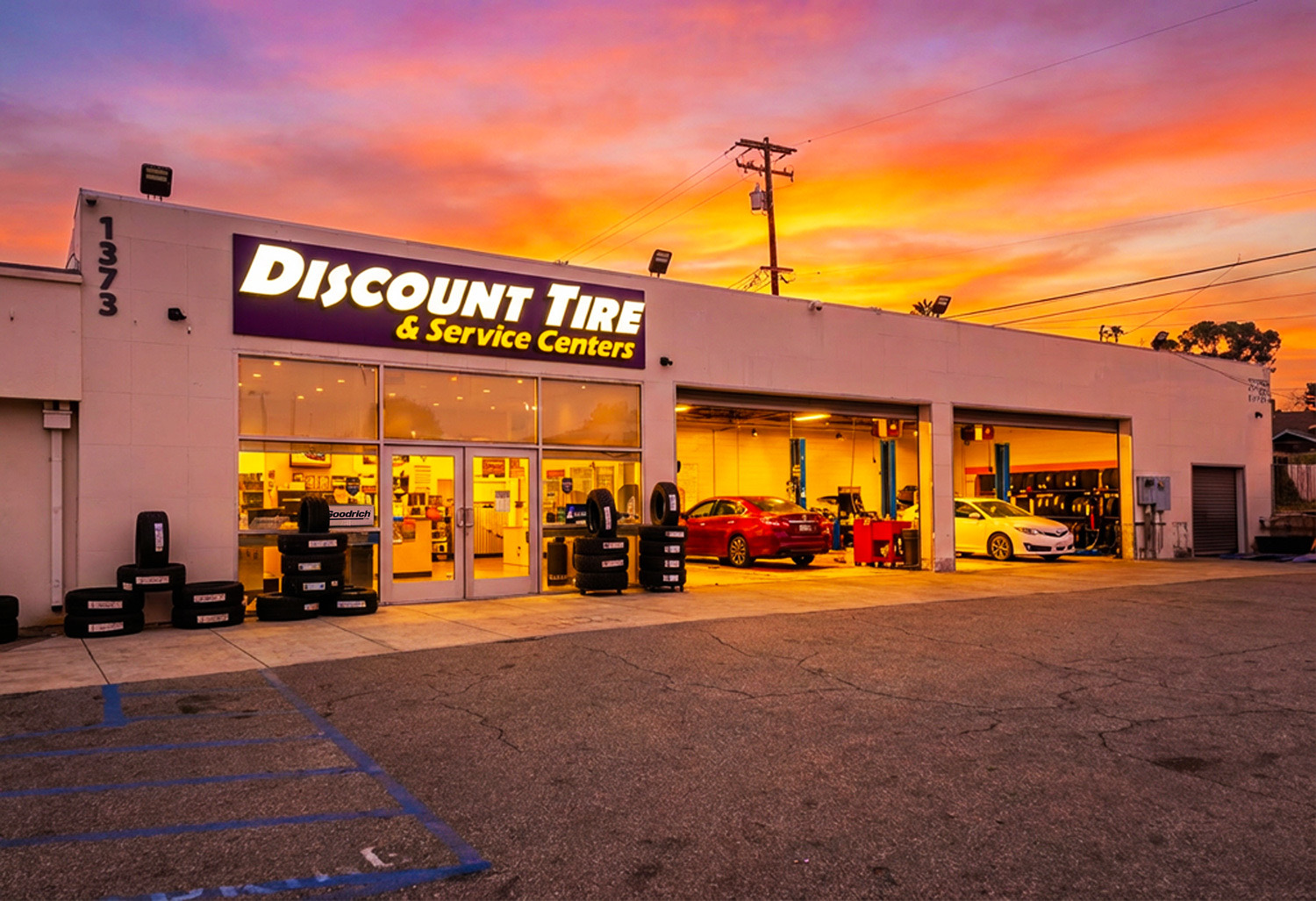 Discount Tire & Service Centers Pasadena in Pasadena, CA